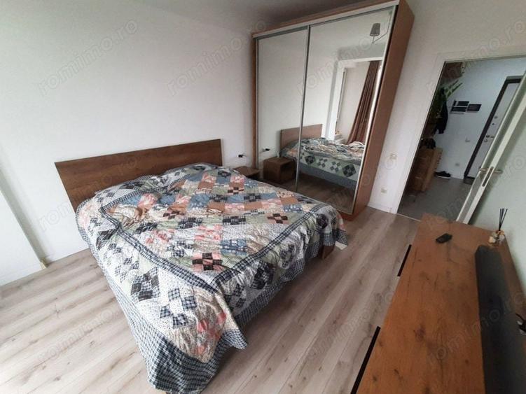 Garsonieră decomandată în Romană