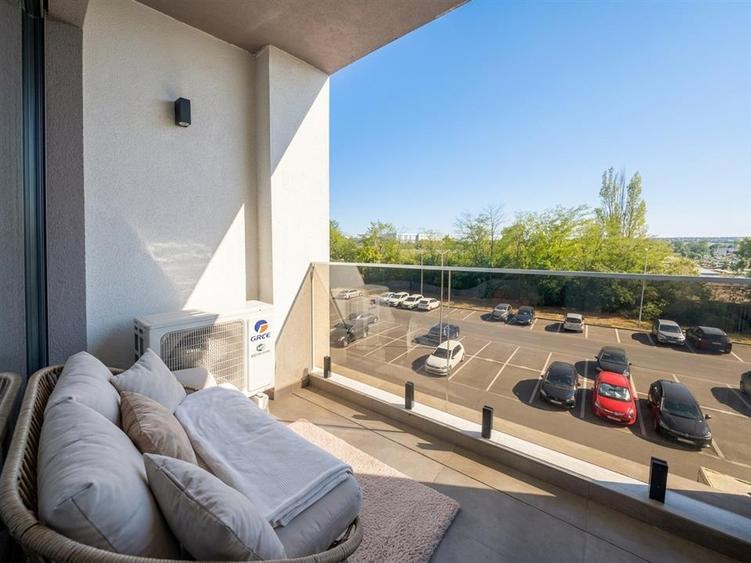 RECO Apartament in bloc nou 2 camere la etaju 2 - 8