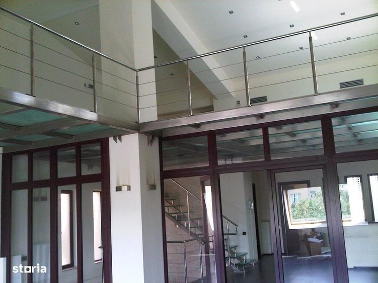 Apartament cu 4 camere în Arcul de Triumf