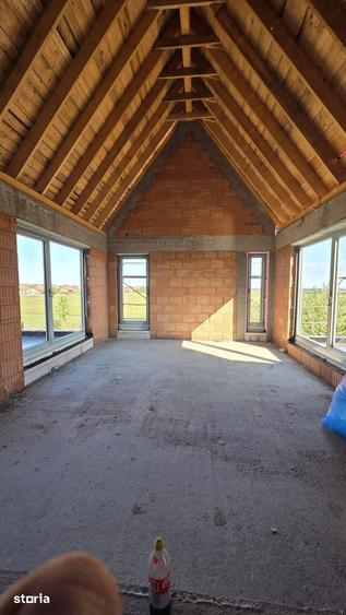 Apartament cu 2 camere în Paleu