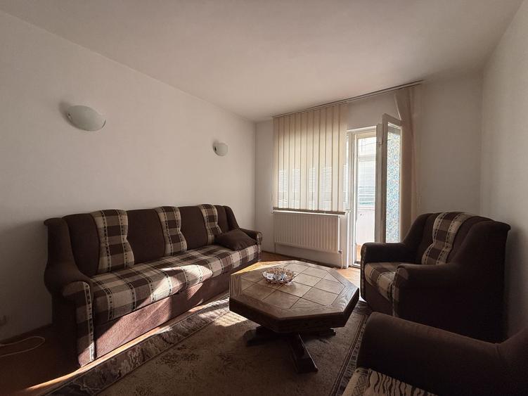 Apartament cu 2 camere semidecomandat, mobilat în Platoul Izvor