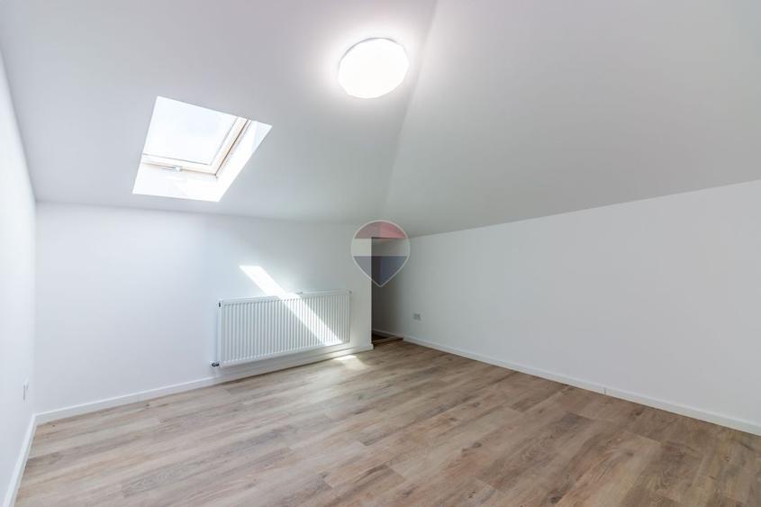 Apartament cu 3 camere decomandat în Chiajna