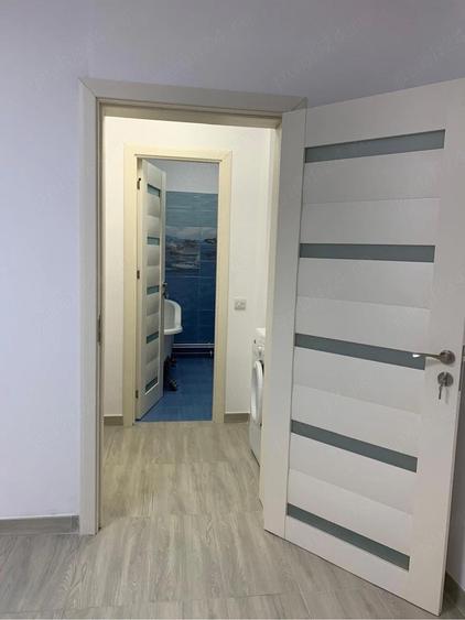 Apartament cu 3 camere semidecomandat în Iancului