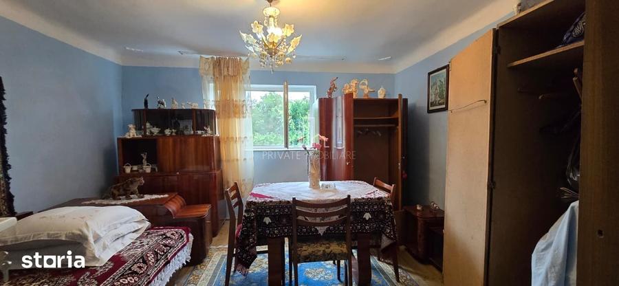 Casă cu 3 camere cu Teren 670 Mp în Albești
