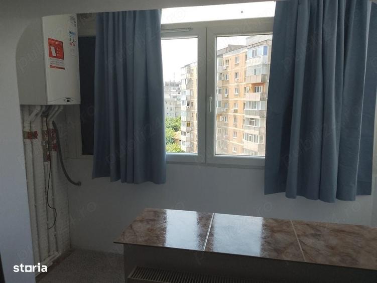Apartament cu 4 camere în Tineretului