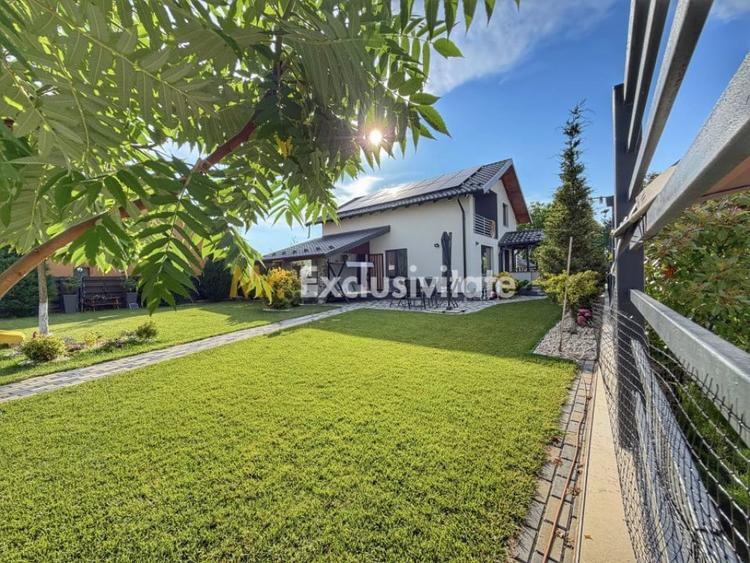 Casă cu 4 camere cu Teren 485 Mp în Ștefănești