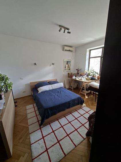 Apartament cu 4 camere decomandat în Dacia