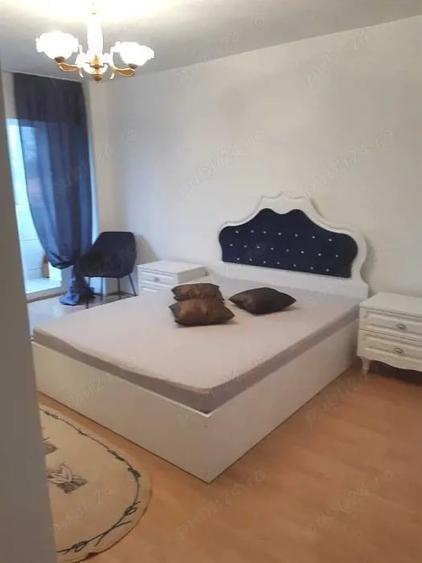 Garsonieră decomandată în Muncii
