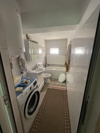 Casă cu 4 camere în Beceni