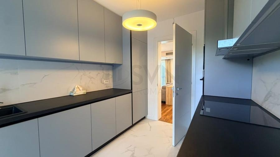Apartament cu 3 camere decomandat în Băneasa