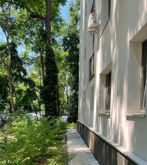 Apartament cu 2 camere semidecomandat în Crângași