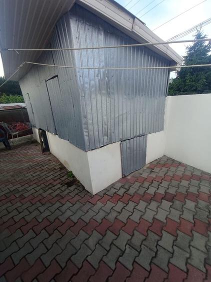 Casă cu 4 camere în Central