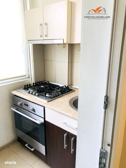 Apartament cu 2 camere decomandat în Cetate