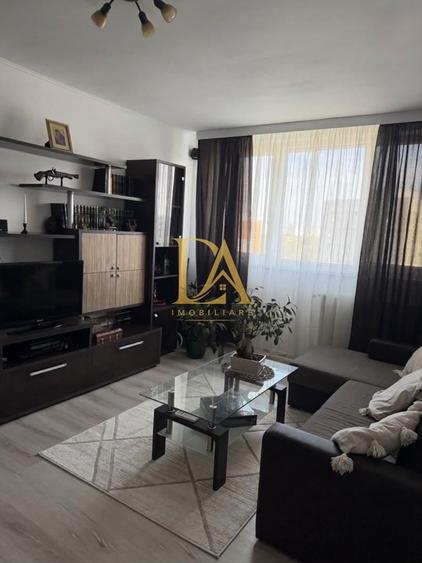 Apartament cu 2 camere semidecomandat în Alexandru Obregia
