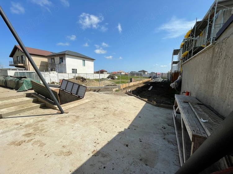 Casă cu Teren 610 Mp în Cumpăna