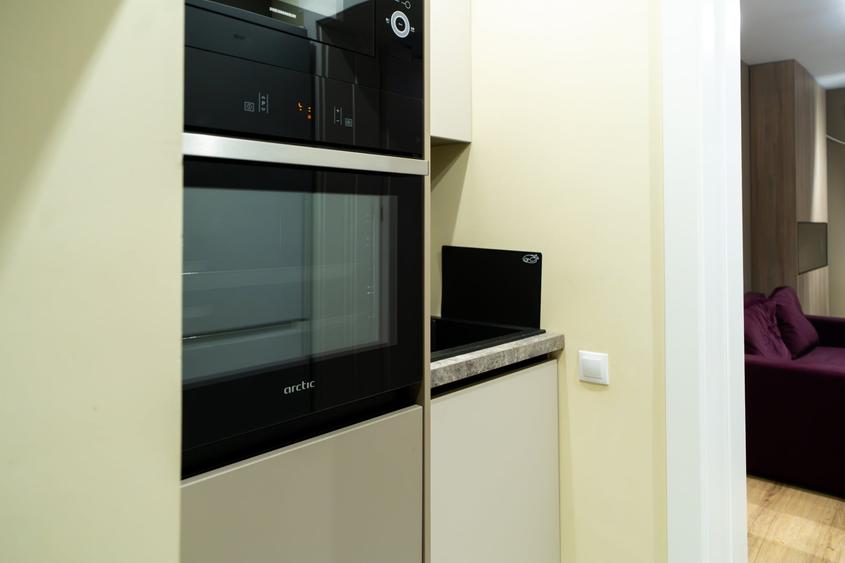 Apartament cu 2 camere semidecomandat, mobilat în Europa