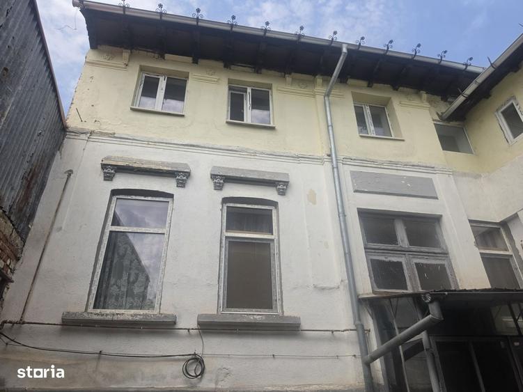 Apartament cu 2 camere decomandat în Știrbei Vodă