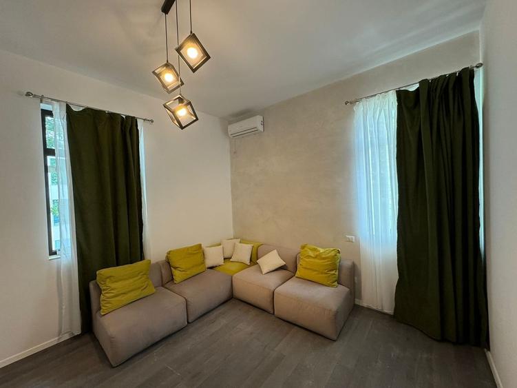 Apartament cu 2 camere decomandat, mobilat în Calea Victoriei