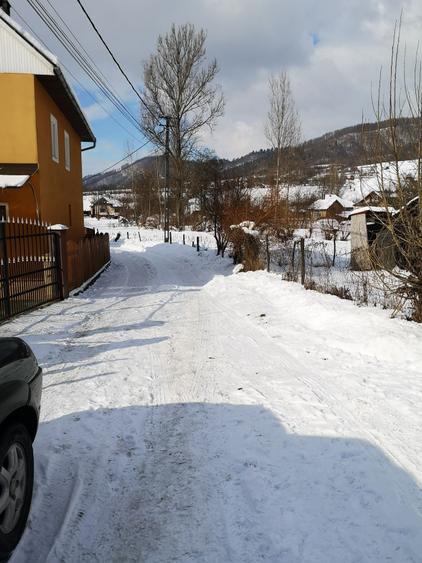 Casă cu 2 camere în Strâmtura