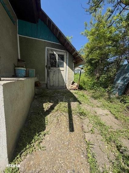 Casă cu 2 camere cu Teren 50 Mp în Sărata