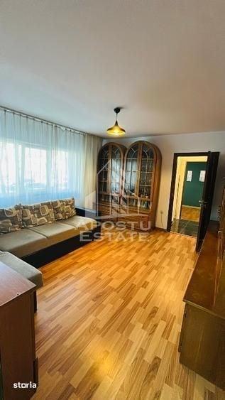 Apartament cu 2 camere nedecomandat în Ghiroda