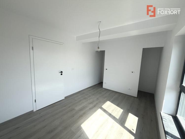 Duplex cu 3 camere cu Canalizare în Moșnița Nouă