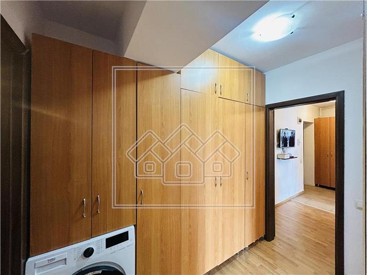 Apartament cu 2 camere decomandat în Turnișor