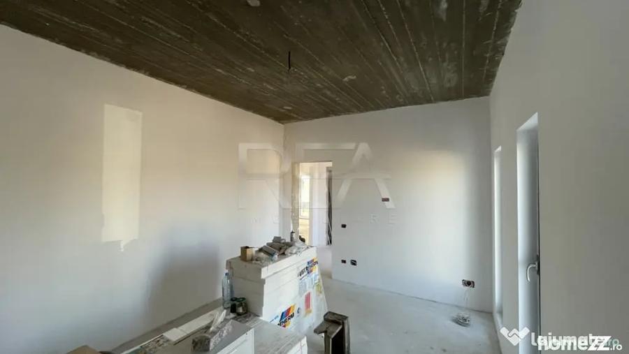 Casă cu 3 camere cu Teren 500 Mp în Central