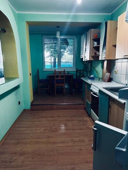 Apartament cu 2 camere semidecomandat, mobilat în Mazepa 1
