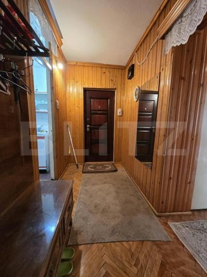 Apartament cu 3 camere decomandat, mobilat în Exterior Nord