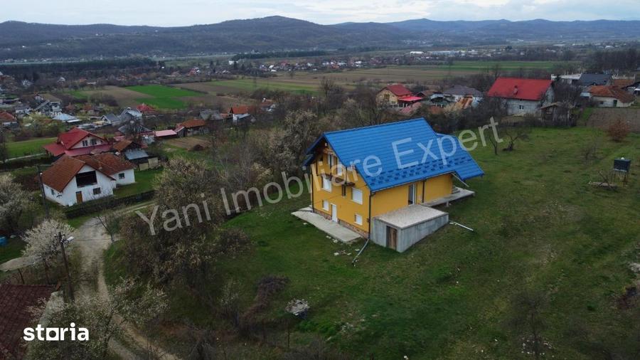 Casă cu 4 camere cu Teren 2044 Mp în Băiculești