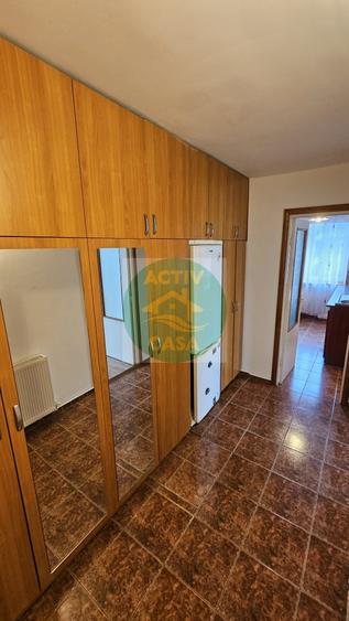 Apartament cu 2 camere semidecomandat în Est
