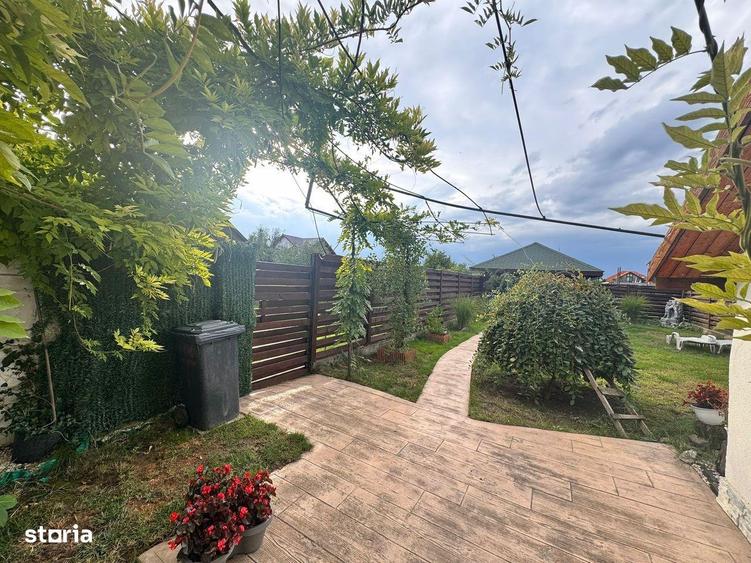 Casă cu 5 camere cu Teren 252 Mp în Căuaș