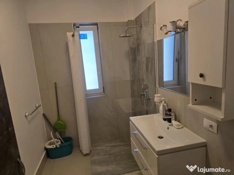 Apartament cu 2 camere decomandat în Ultracentral