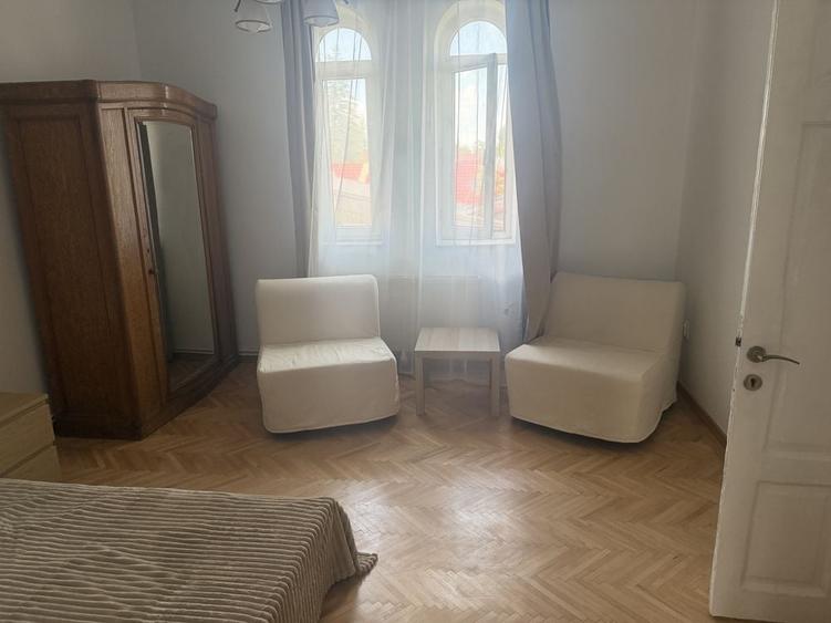 Apartament cu 3 camere în Grivița