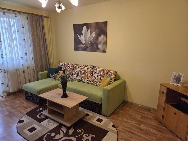 Apartament cu 2 camere decomandat în Astra