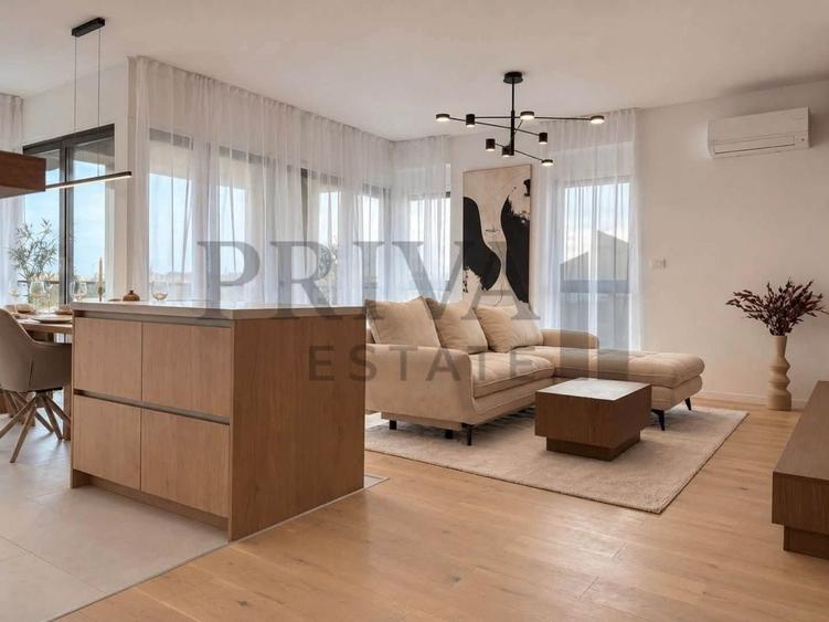 Apartament cu 3 camere, mobilat în Central