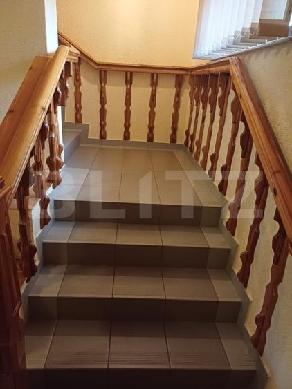 Casă individuală cu 5 camere cu Canalizare în Burdujeni