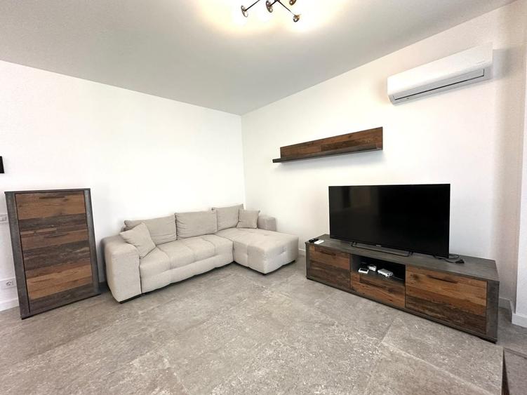 Apartament cu 2 camere decomandat, mobilat în Aviației