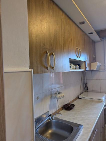 Apartament cu 2 camere decomandat în 9 Mai