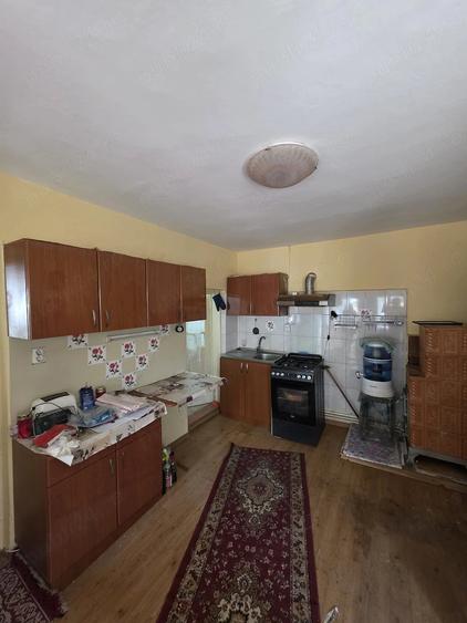 Casă cu 3 camere cu Teren 357 Mp în 1 Mai
