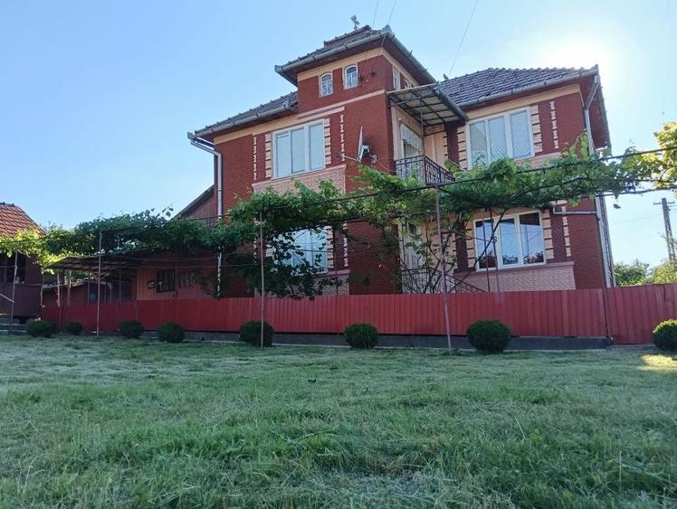 Casă cu 3 camere în Țagu