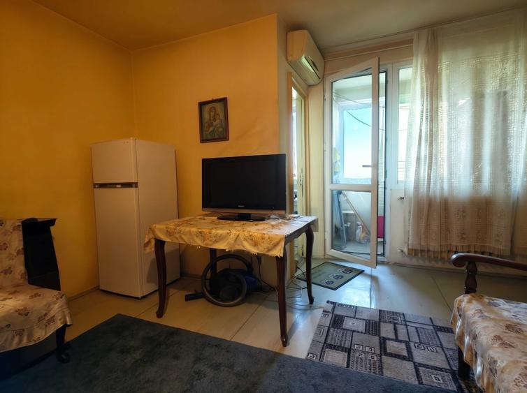 Garsonieră semidecomandată în Central
