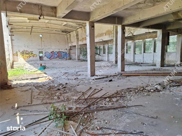 Spațiu comercial, de 500 mp, în Ștrand