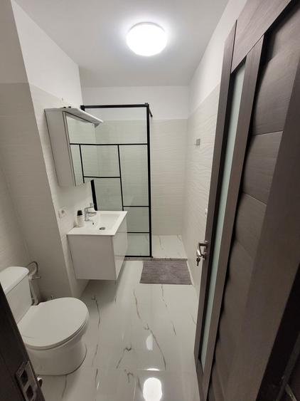 Inchiriez apartament 2 camere ROGERIUS - 1