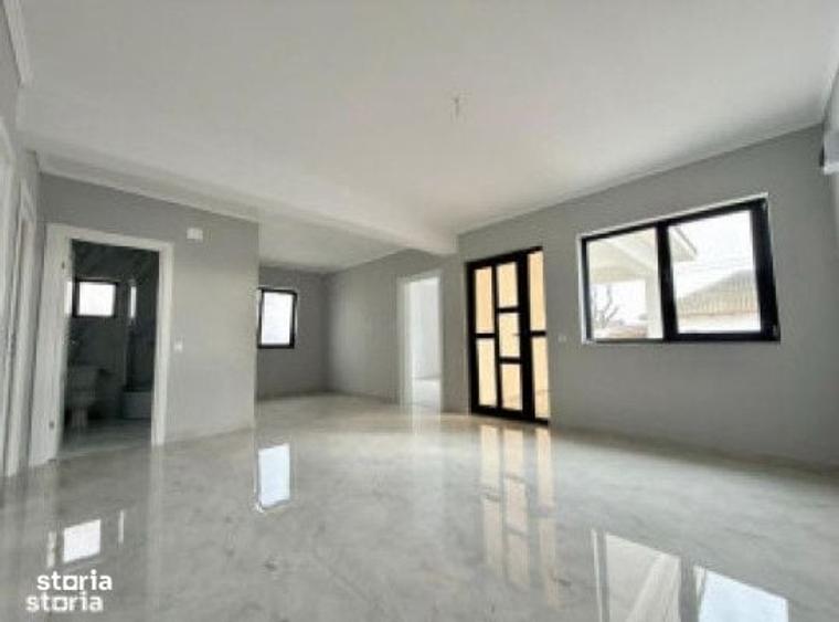 Casă cu 3 camere cu Teren 220 Mp în Central