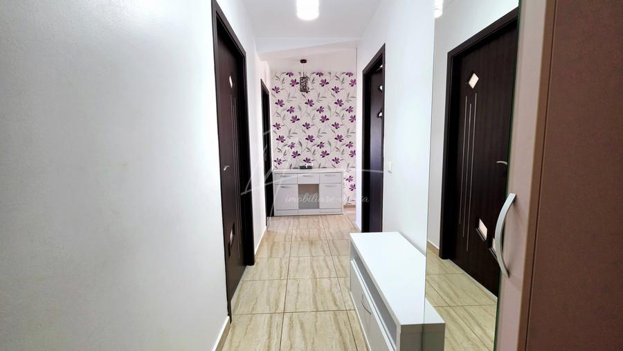 Apartament cu 3 camere decomandat, mobilat în Chiajna