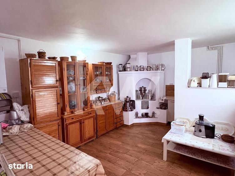 Casă cu 6 camere cu Teren 1000 Mp în Central