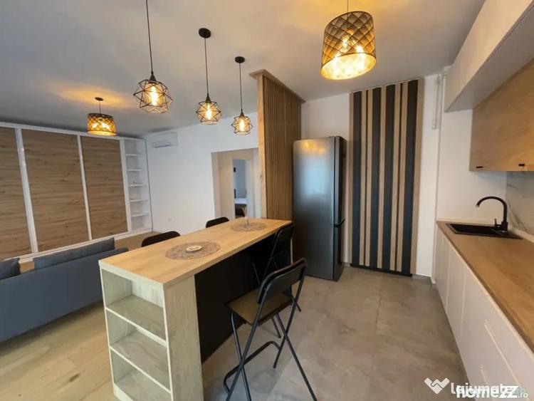 Apartament cu 3 camere decomandat în Băneasa