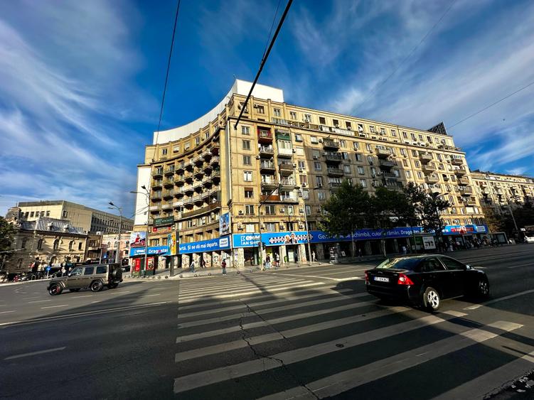 Spațiu comercial, de 22 mp, în P-ța Romană